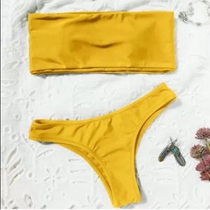 Yellow bikini set